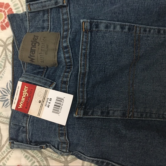 Wrangler Cowboy Cut NWT jeans - Picture 2 of 2